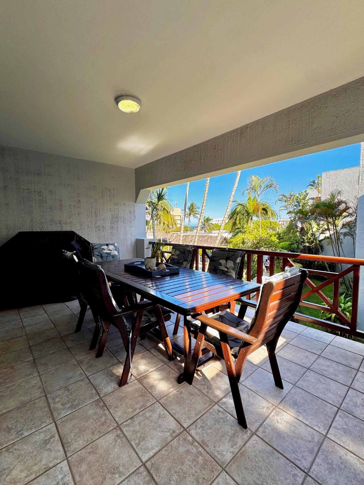 La Pirogue Apartment